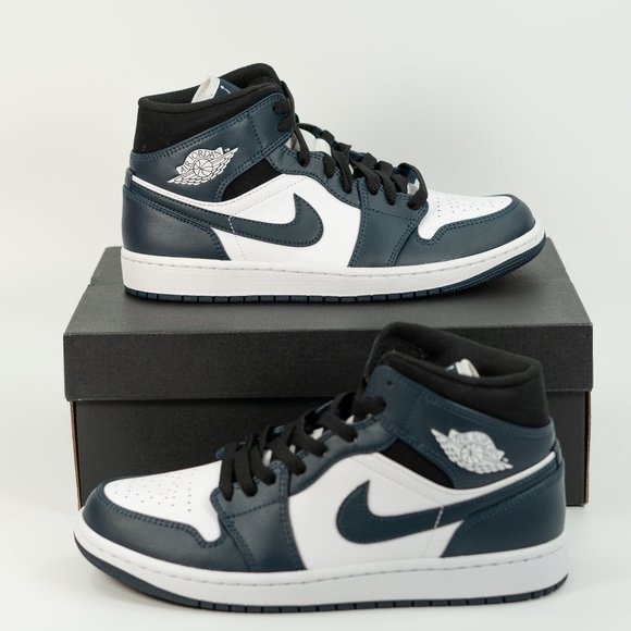 Nike Air Jordan 1 Mid 'Armory Navy' 554724-411 Navy Blue size 8 - Picture 9 of 10